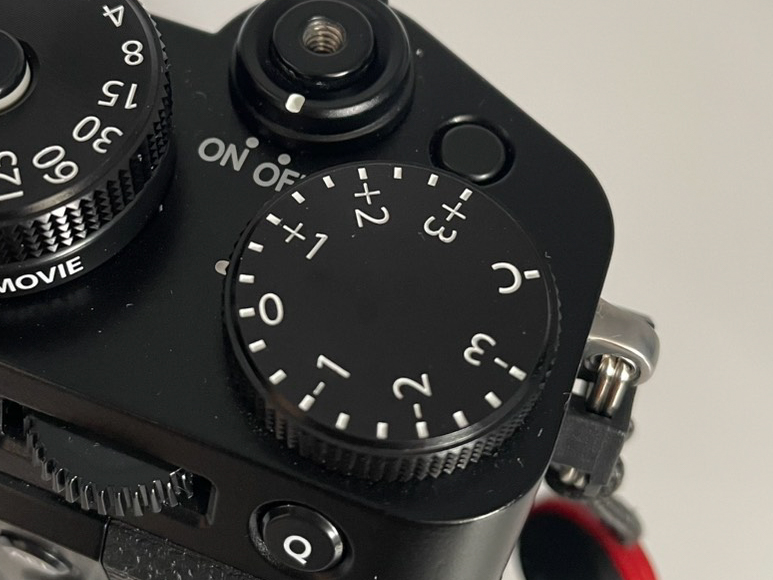 露出補正ダイヤル
