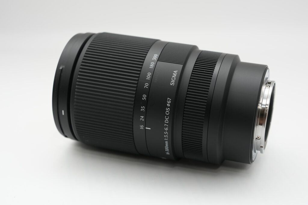SIGMA 16-300mm F3.5-6.7 DC OS Contemporary