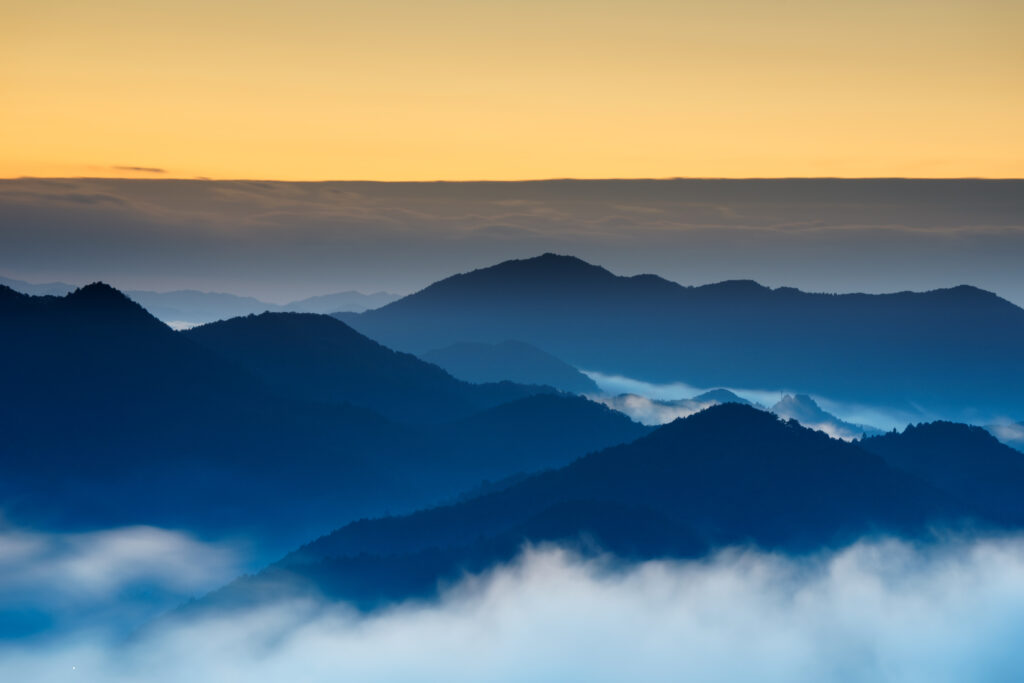 FE 70-200mm F2.8 GM OSS II (SEL70200GM2)で撮影した風景。