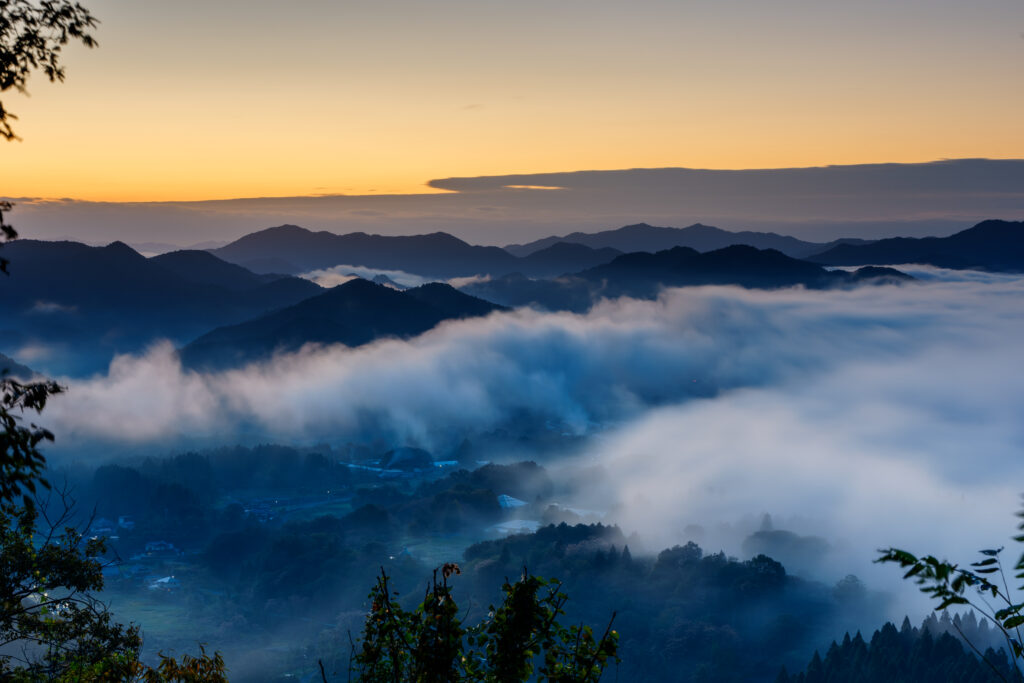 FE 70-200mm F2.8 GM OSS II (SEL70200GM2)で撮影した風景。