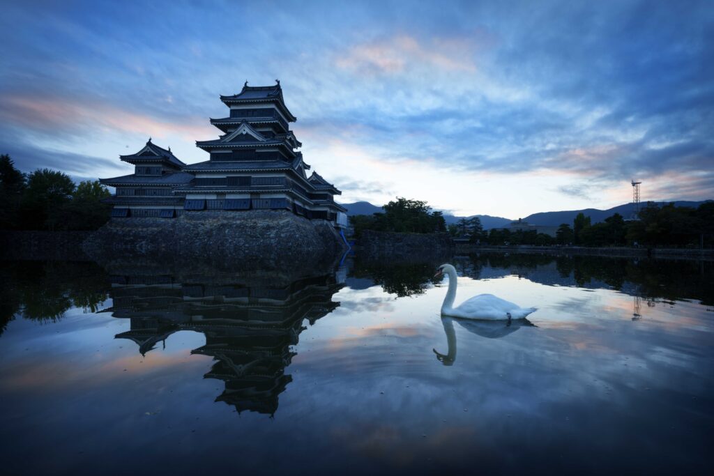 CPLフィルターで逆に反射を強調。リフレクション撮影している。